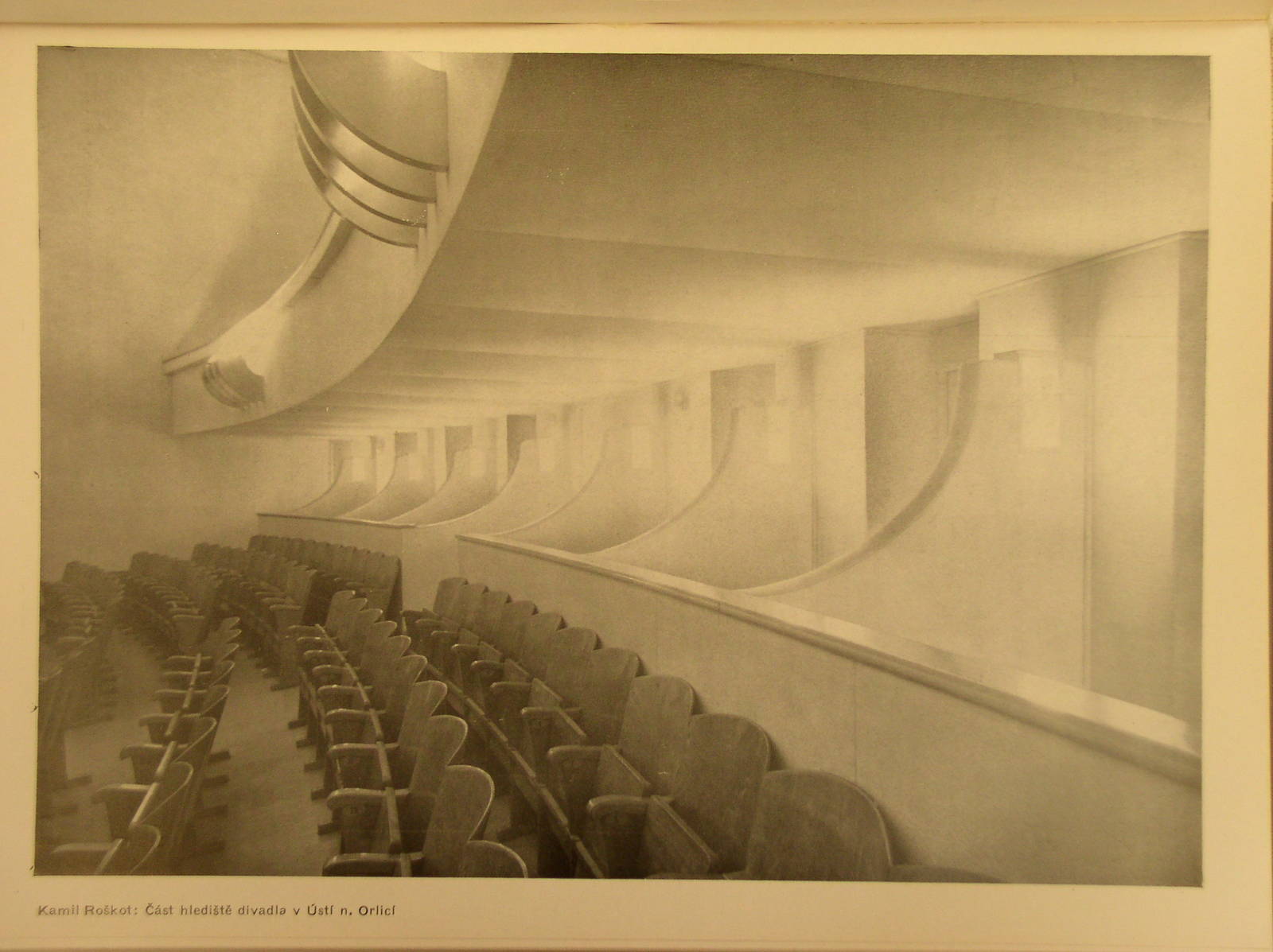 Roškotovo divadlo Ústí nad Orlicí